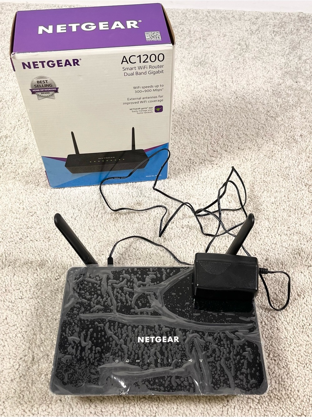 NETGEAR Black AC1200 Dual Band Router with External Antennas